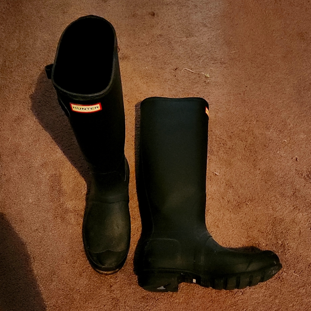 HUNTER BLACK BOOTS WOMEN'S 9 KNEE HIGH
